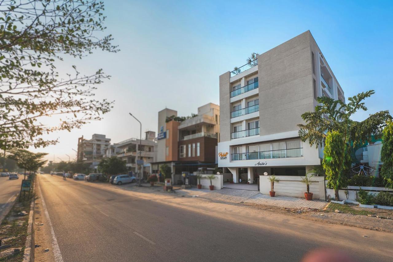 Palm Stay - Studios & Rooms Jaipur Dış mekan fotoğraf